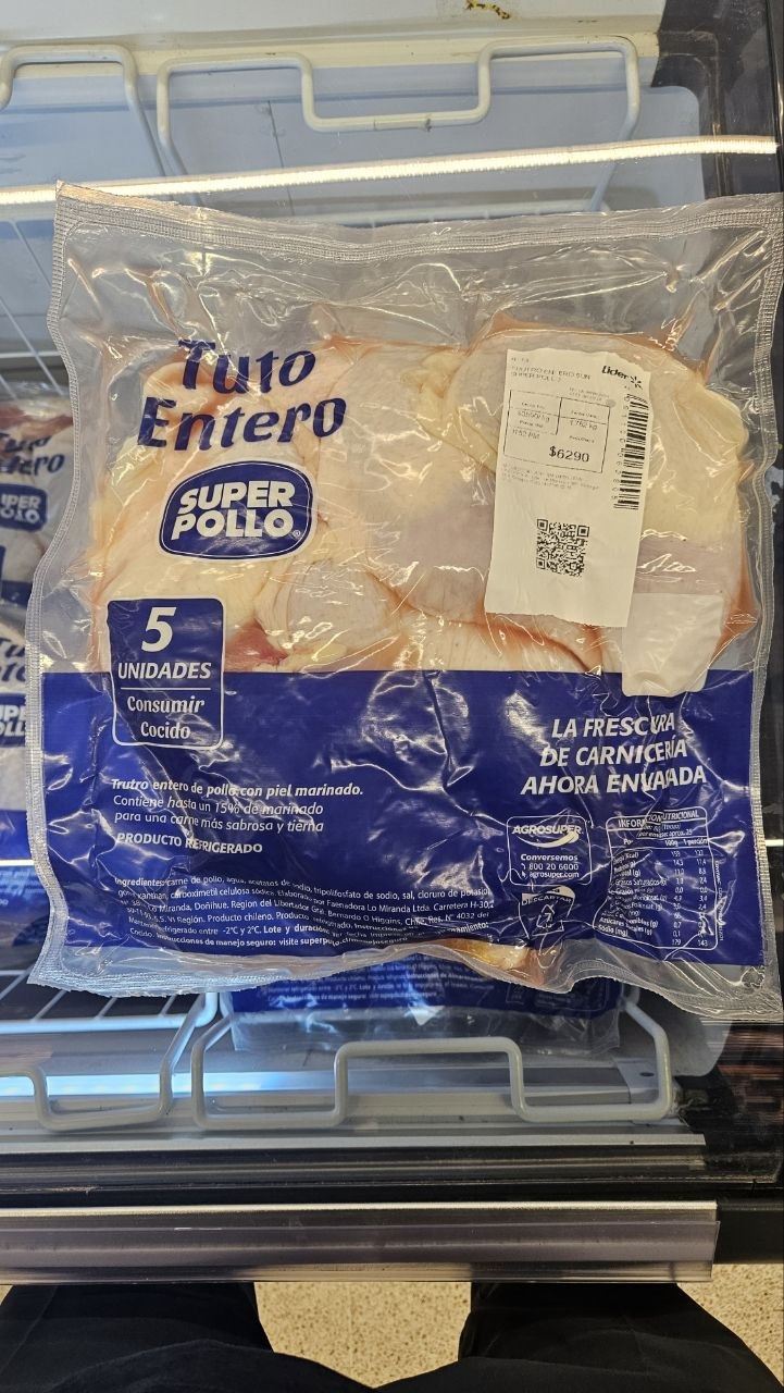 Whole chicken retail pack showing clear brand identity and shelf execution.
