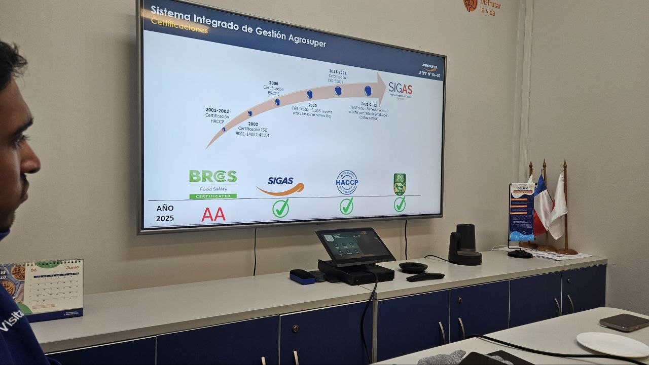 La Miranda certification slide showing quality systems and customer credibility.
